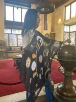 Load image into Gallery viewer, Nubian Jewelery in Black and Gold Scarf
