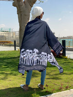 Load image into Gallery viewer, Nakheel Black &amp;white kimono

