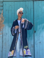 Load image into Gallery viewer, Boyoot Nubia kimono in black

