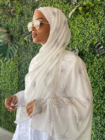 Load image into Gallery viewer, Nakheel pattern in white
